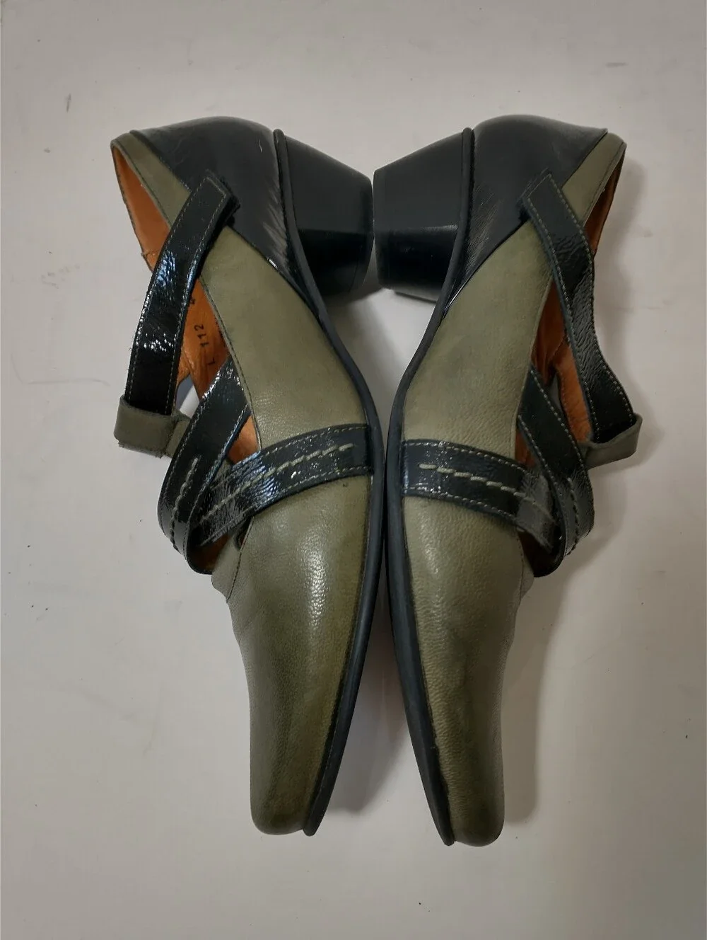 Fidji Green Leather Strappy Women's Heels With Black Patent, Euro Size 40‎
